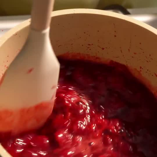 Silky pink zefir base in a bowl
